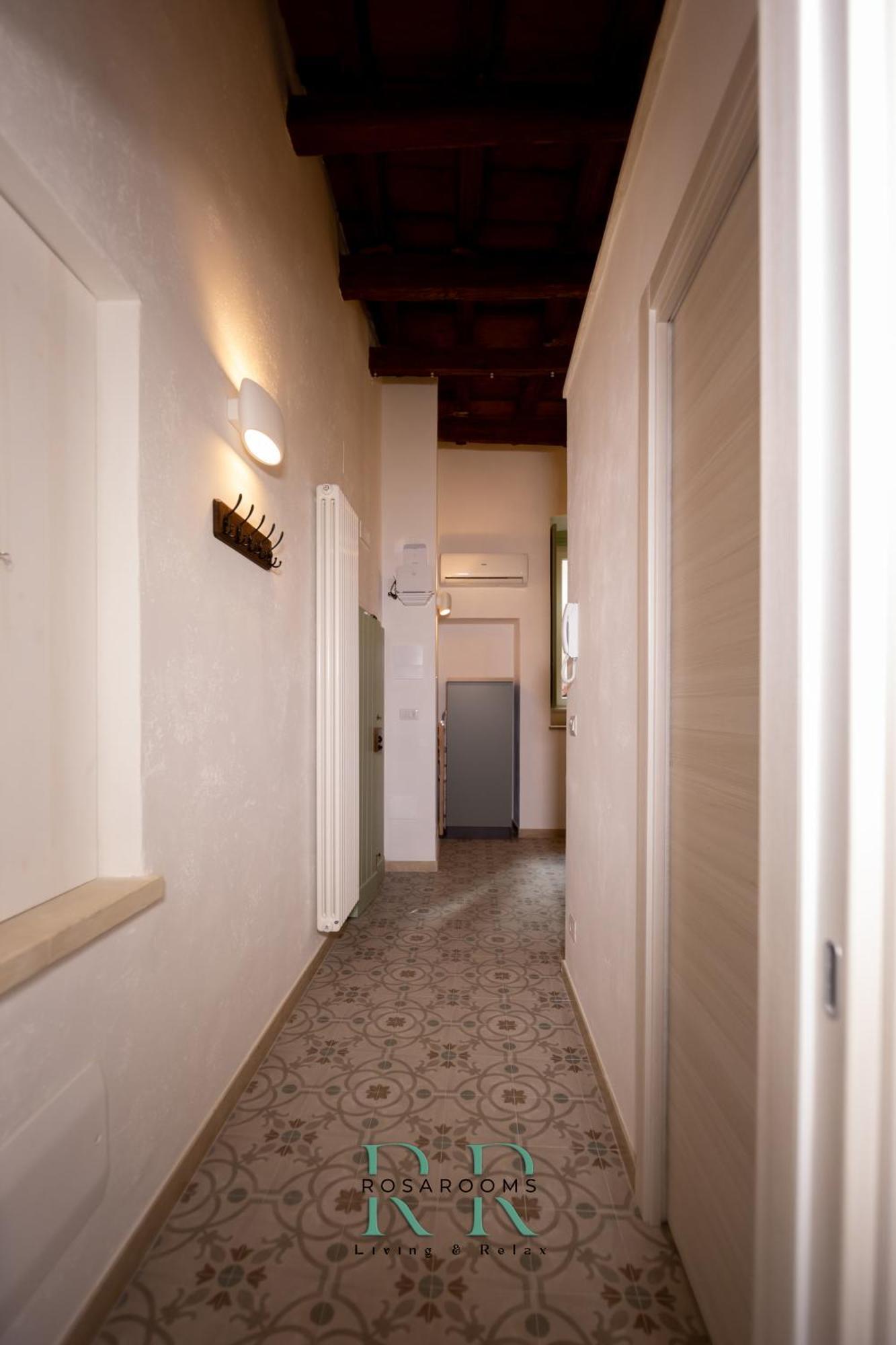 Rosa Rooms - Living & Relax - Family House Bisceglie Extérieur photo