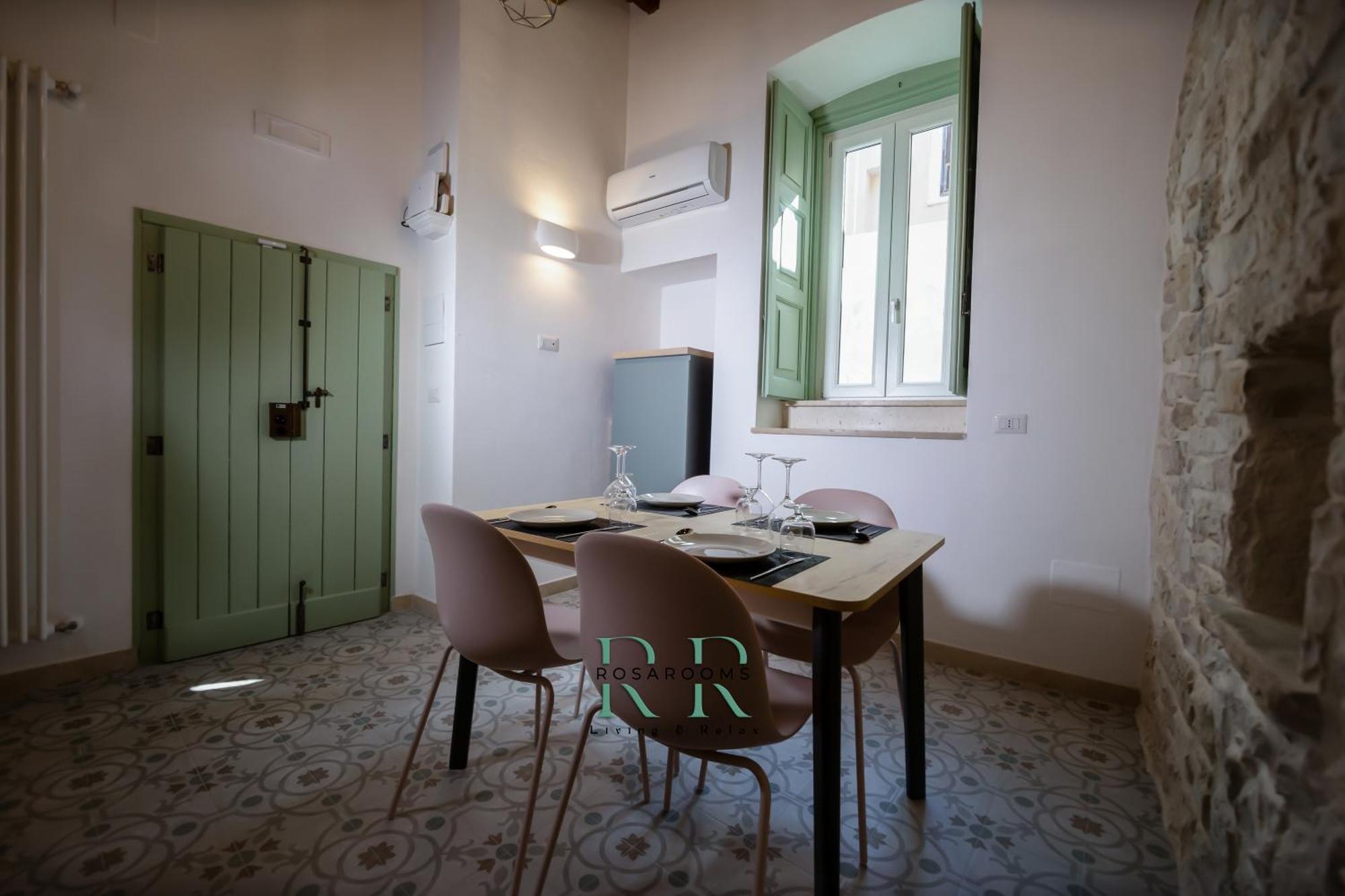 Rosa Rooms - Living & Relax - Family House Bisceglie Extérieur photo