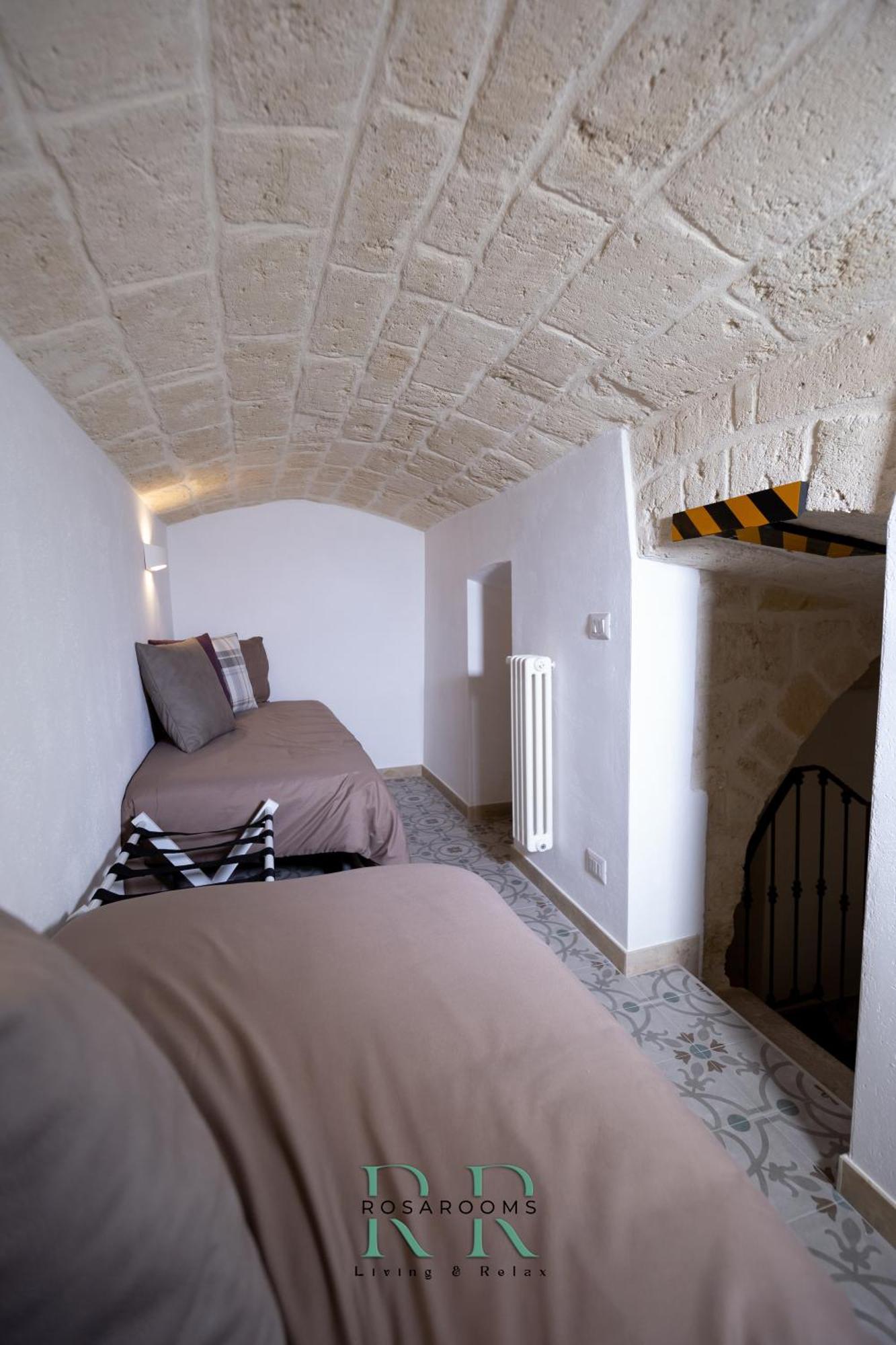 Rosa Rooms - Living & Relax - Family House Bisceglie Extérieur photo